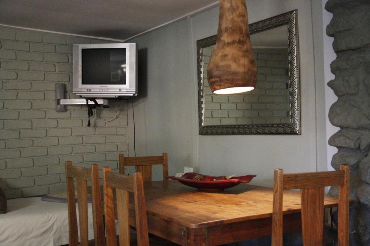 Karoo Soul Hostel Oudtshoorn Kültér fotó