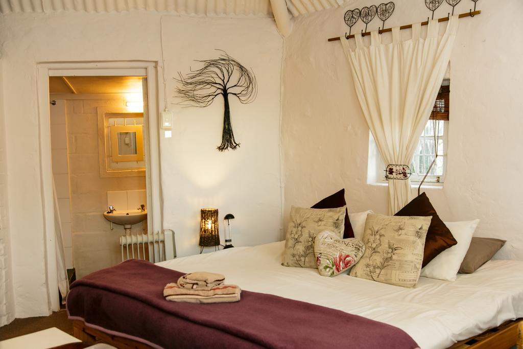 Karoo Soul Hostel Oudtshoorn Szoba fotó